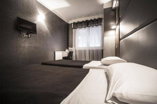 Hotel Schtak, Cannes