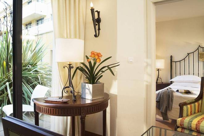 Avignon Grand Hotel, Avignon