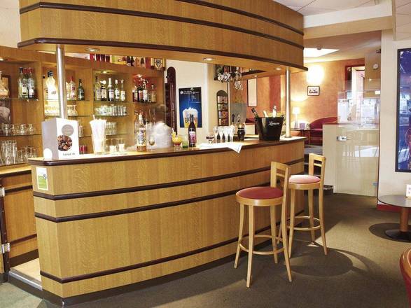 H&ocirc;tel Restaurant Campanile Dijon Centre Gare, Dijon