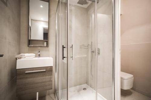Hotel Schtak, Cannes