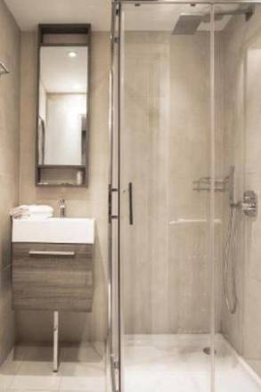 Hotel Schtak, Cannes