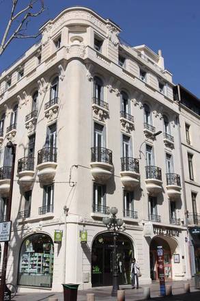 Régina, Avignon