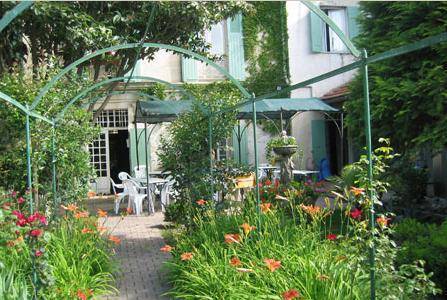 Au Saint Roch - Hôtel et Jardin, Avignon