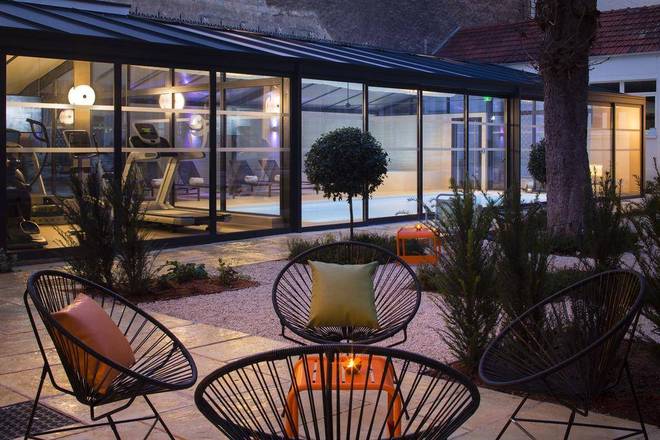 Oceania Le Jura Dijon, Dijon