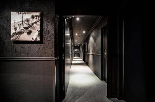 Hotel Schtak, Cannes