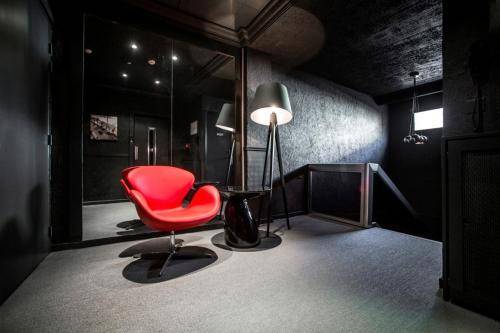 Hotel Schtak, Cannes