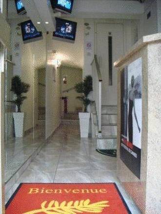 Little Palace, Cannes