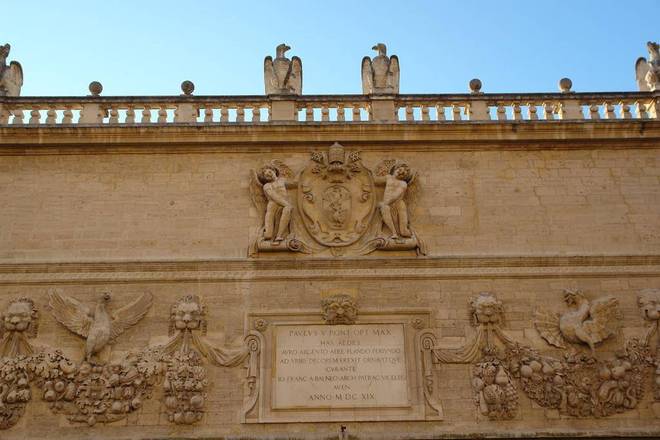 Régina, Avignon